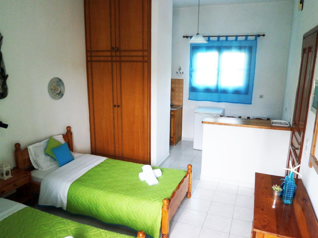 Paraskevi Apartments Ypsos Kamer foto