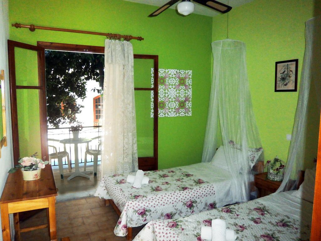 Paraskevi Apartments Ypsos Kamer foto